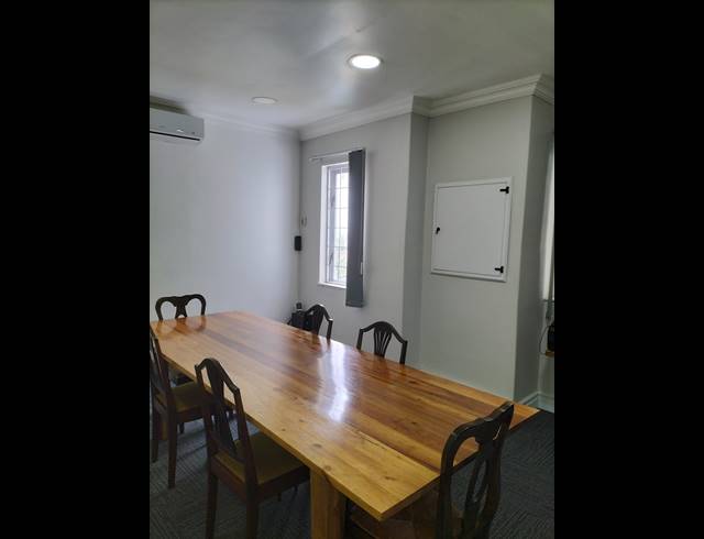 65M² OFFICE TO LET IN CHELMSFORDVILLE